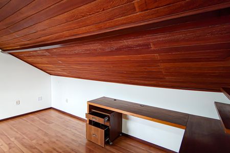 Casa de condomínio para alugar com 130m², 4 quartos e 2 vagas Casa de condomínio para alugar com 130m², 4 quartos e 2 vagasCobertura