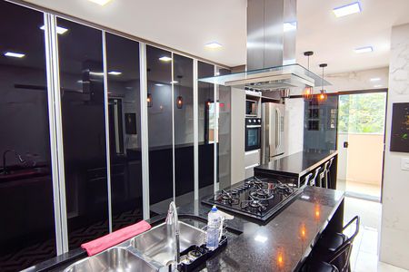 Casa de condomínio para alugar com 130m², 4 quartos e 2 vagas Casa de condomínio para alugar com 130m², 4 quartos e 2 vagasCozinha