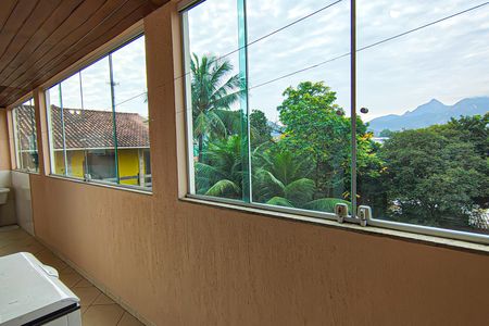 Casa de condomínio para alugar com 130m², 4 quartos e 2 vagas Casa de condomínio para alugar com 130m², 4 quartos e 2 vagasVaranda da Sala