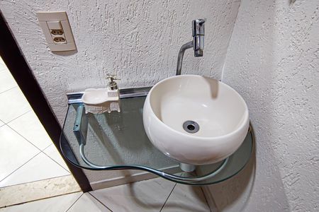 Casa de condomínio para alugar com 130m², 4 quartos e 2 vagas Casa de condomínio para alugar com 130m², 4 quartos e 2 vagasLavabo