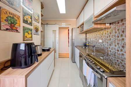 Apartamento à venda com 81m², 3 quartos e 2 vagasCozinha