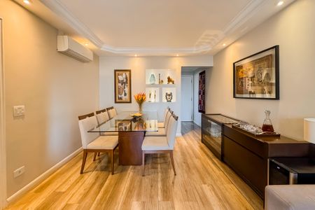 Apartamento à venda com 81m², 3 quartos e 2 vagasSala