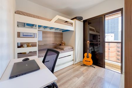 Apartamento à venda com 81m², 3 quartos e 2 vagasQuarto 1