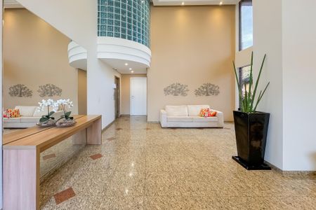 Apartamento à venda com 81m², 3 quartos e 2 vagasHall social