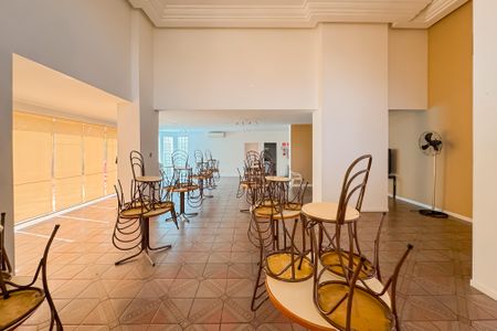 Apartamento à venda com 81m², 3 quartos e 2 vagasSalão de Festas