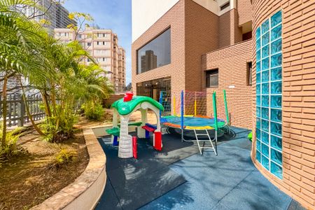 Apartamento à venda com 81m², 3 quartos e 2 vagasPlayground