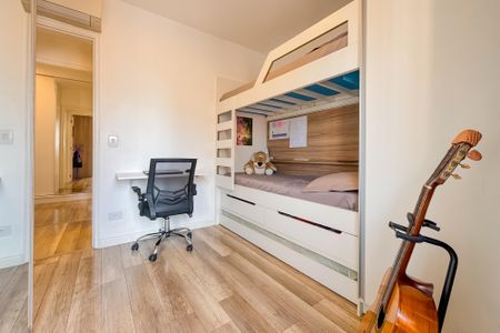 Apartamento à venda com 81m², 3 quartos e 2 vagasQuarto 1