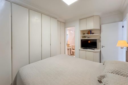Apartamento à venda com 81m², 3 quartos e 2 vagasSuíte 