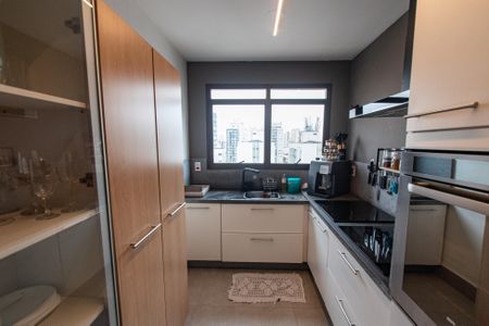 Apartamento para alugar com 140m², 3 quartos e 2 vagasCozinha