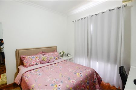 Apartamento à venda com 106m², 3 quartos e 2 vagasQuarto 2