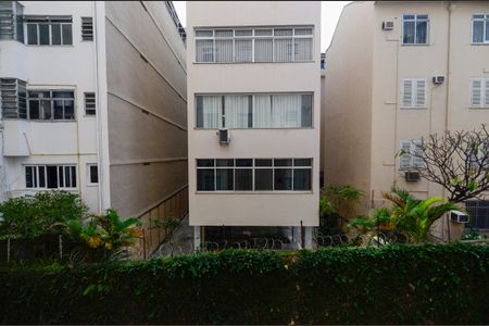 Apartamento à venda com 106m², 3 quartos e 2 vagasQuarto 2