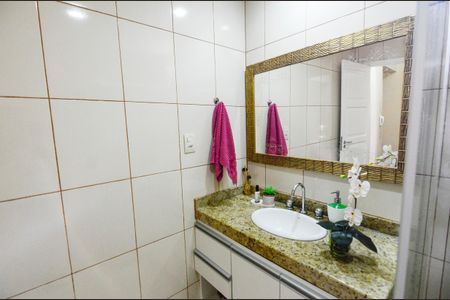 Apartamento à venda com 106m², 3 quartos e 2 vagasBanheiro Social