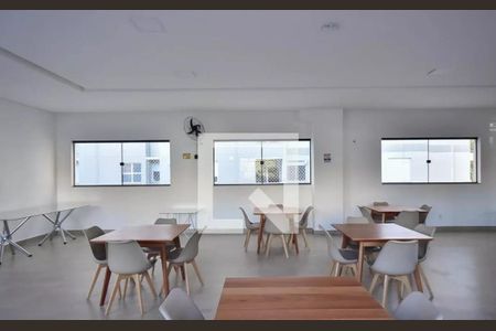 Apartamento para alugar com 52m², 2 quartos e 1 vagaÁrea comum