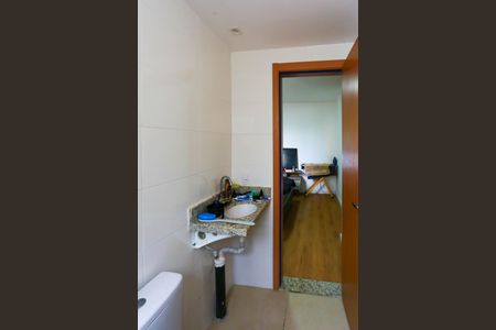 Apartamento para alugar com 52m², 2 quartos e 1 vaga Apartamento para alugar com 52m², 2 quartos e 1 vagaBanheiro da Suíte