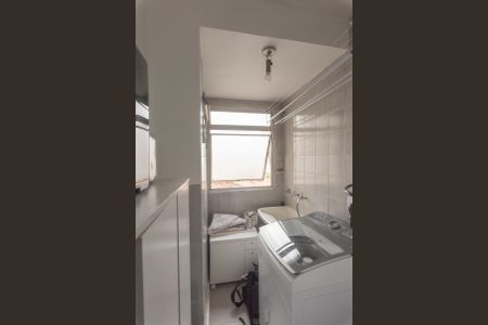 Apartamento à venda com 76m², 3 quartos e 1 vagaÁrea de Serviço