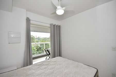 Suíte de apartamento para alugar com 1 quarto, 40m² em Vila Andrade, São Paulo