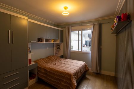 Casa de condomínio para alugar com 281m², 3 quartos e 4 vagasSuíte 1