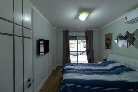 Casa de condomínio para alugar com 281m², 3 quartos e 4 vagasSuíte 3