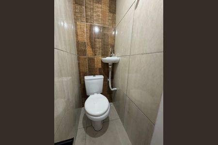 Casa à venda com 85m², 2 quartos e 1 vagaBanheiro