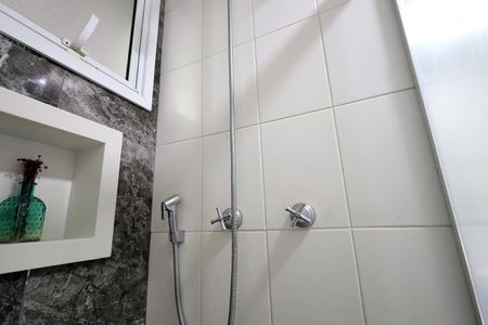 Apartamento à venda com 79m², 3 quartos e 2 vagas Apartamento à venda com 79m², 3 quartos e 2 vagasBanheiro Social