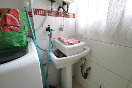 Apartamento à venda com 79m², 3 quartos e 2 vagas Apartamento à venda com 79m², 3 quartos e 2 vagasÁrea de Serviço