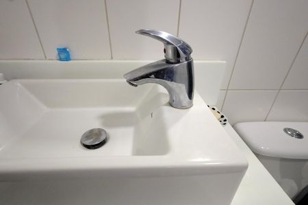 Apartamento à venda com 79m², 3 quartos e 2 vagas Apartamento à venda com 79m², 3 quartos e 2 vagasBanheiro da Suíte