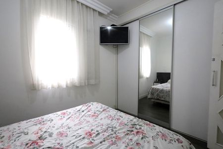 Apartamento à venda com 79m², 3 quartos e 2 vagas Apartamento à venda com 79m², 3 quartos e 2 vagasSuíte