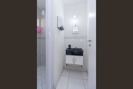 Casa à venda com 179m², 3 quartos e 6 vagasBanheiro 2