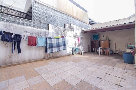 Casa à venda com 179m², 3 quartos e 6 vagasQuintal