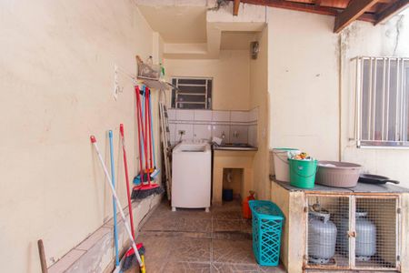 Casa à venda com 179m², 3 quartos e 6 vagasÁrea de Serviço