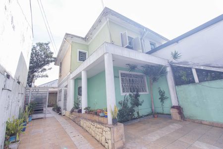 Casa à venda com 179m², 3 quartos e 6 vagasFachada da casa