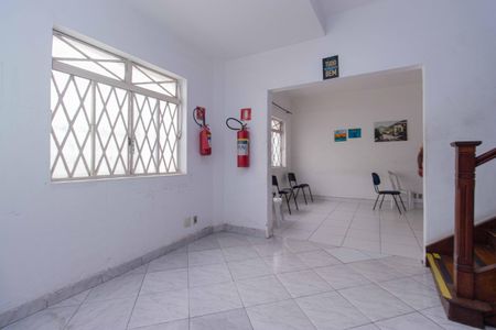 Casa à venda com 179m², 3 quartos e 6 vagasCorredor
