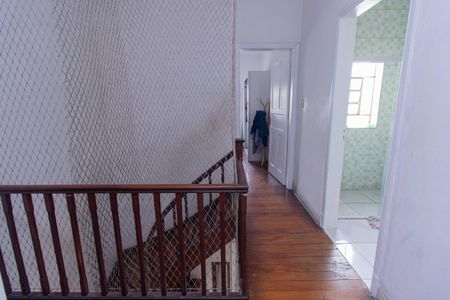 Casa à venda com 179m², 3 quartos e 6 vagasCorredor