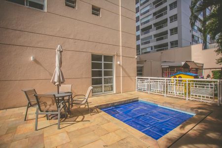 Apartamento à venda com 102m², 3 quartos e 2 vagasÁrea comum - Piscina