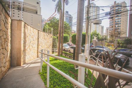 Apartamento à venda com 102m², 3 quartos e 2 vagasRampa de acesso