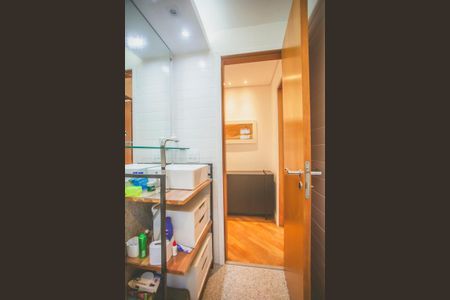 Apartamento à venda com 102m², 3 quartos e 2 vagasBanheiro