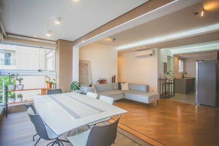 Apartamento à venda com 102m², 3 quartos e 2 vagasSala