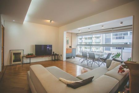 Apartamento à venda com 102m², 3 quartos e 2 vagasSala