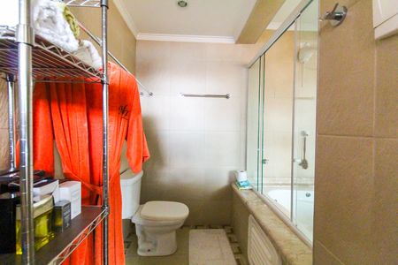 Casa para alugar com 200m², 4 quartos e 1 vagaCobertura - Banheiro