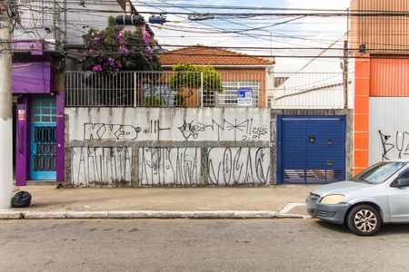 Casa para alugar com 200m², 4 quartos e 1 vagaFachada + Placa