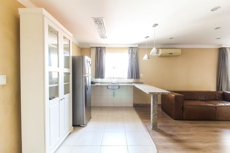 Casa para alugar com 200m², 4 quartos e 1 vagaCobertura