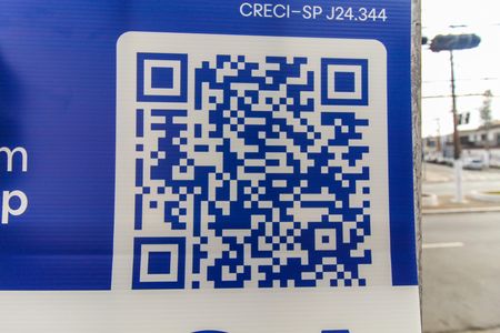 Casa para alugar com 200m², 4 quartos e 1 vagaPlaca