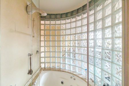 Casa para alugar com 200m², 4 quartos e 1 vagaCobertura - Banheiro