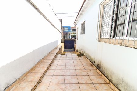 Casa para alugar com 200m², 4 quartos e 1 vagaQuintal