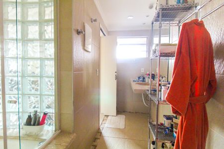 Casa para alugar com 200m², 4 quartos e 1 vagaCobertura - Banheiro