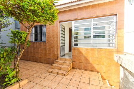 Casa para alugar com 200m², 4 quartos e 1 vagaQuintal