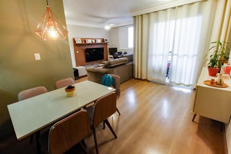 Sala de apartamento para alugar com 2 quartos, 67m² em Jardim Monte Kemel, São Paulo