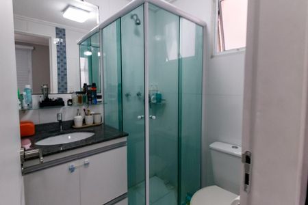 Apartamento à venda com 67m², 2 quartos e 2 vagas Apartamento à venda com 67m², 2 quartos e 2 vagasBanheiro da Suíte