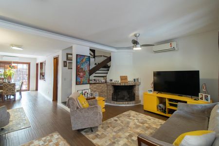 Sala de casa à venda com 3 quartos, 244m² em Parque Urbano, Porto Alegre