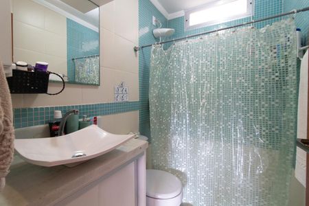 Casa à venda com 244m², 3 quartos e 2 vagasBanheiro da Suíte